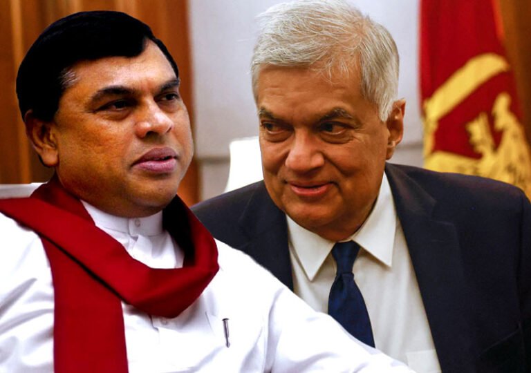 පොහොට්ටුවද,විකල්ප කණ්ඩායම්ද? රනිල් දෙලොවක් අතර!