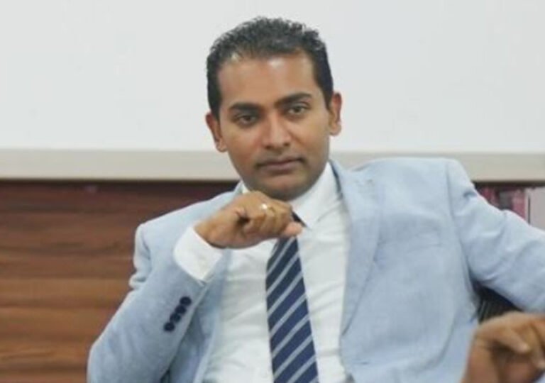 අනුරාධට අධිකරණ අමාත්‍යංශය අහිමි වෙයි!